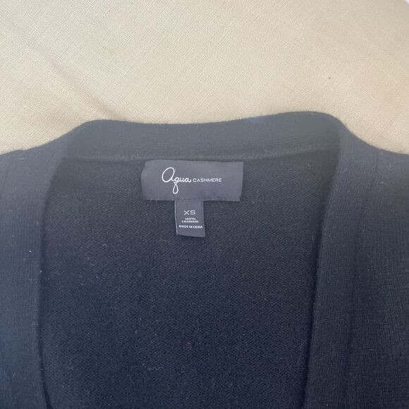 AQUA 100 % CASHMERE Black sequins & beads pockets Cardigan Sweater XS - Picture 4 of 7